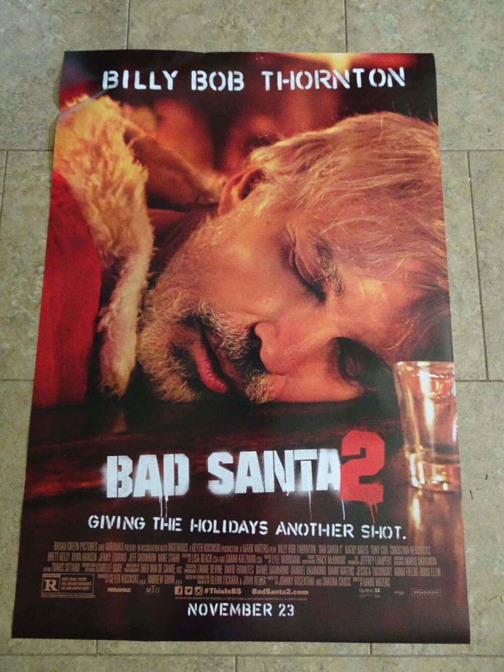 Bad Santa 2 - Movie Poster with Billy Bob Thornton as Willie Soke